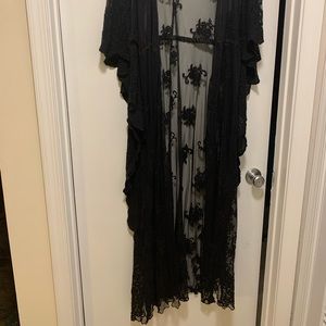 Floor length black kimono